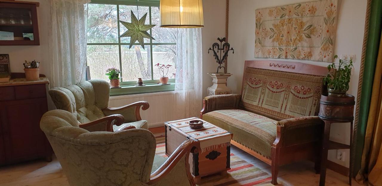 Woodstock B & B Studios Balsta ภายนอก รูปภาพ