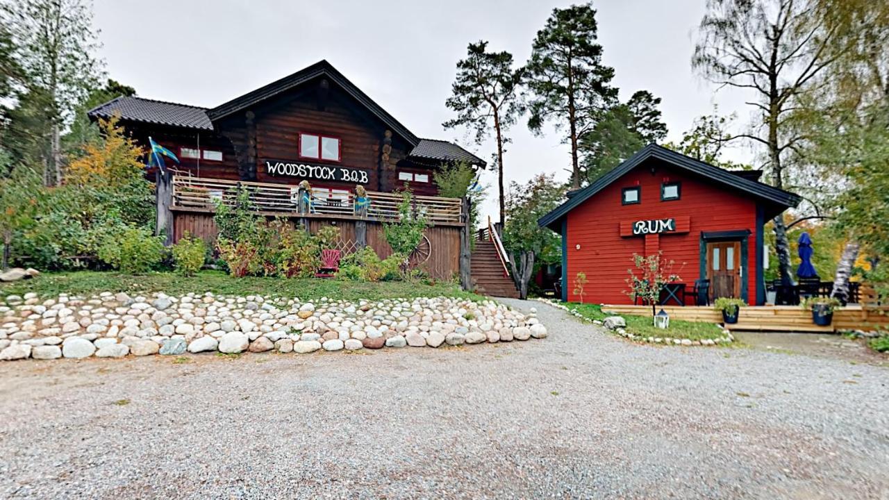 Woodstock B & B Studios Balsta ภายนอก รูปภาพ